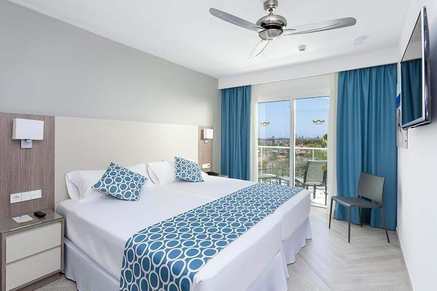 Hotel Riu Papayas photo 7