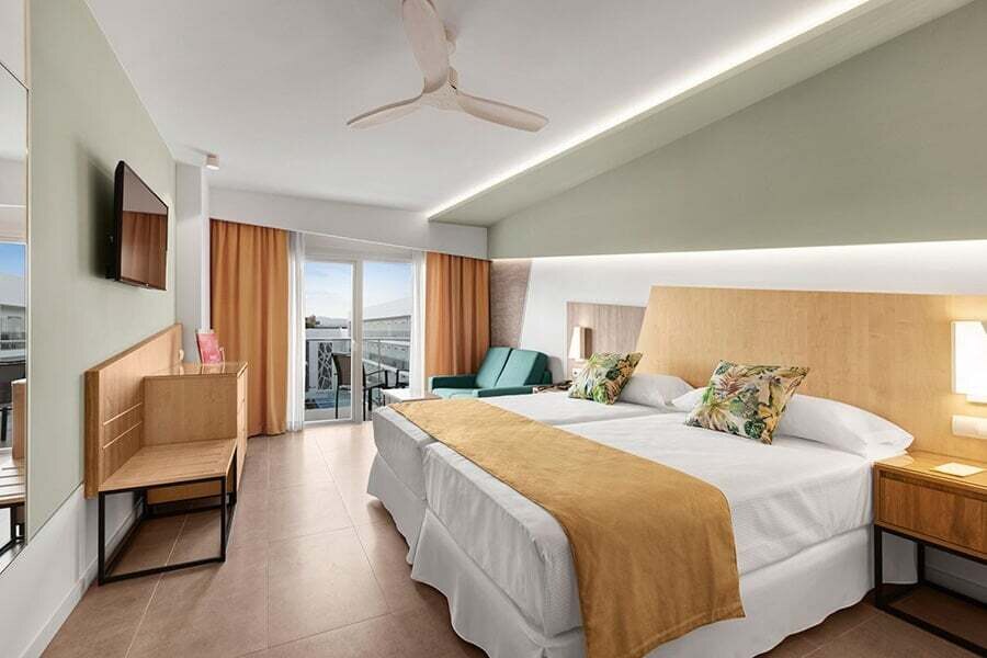 Hotel Riu Playa Park photo 6