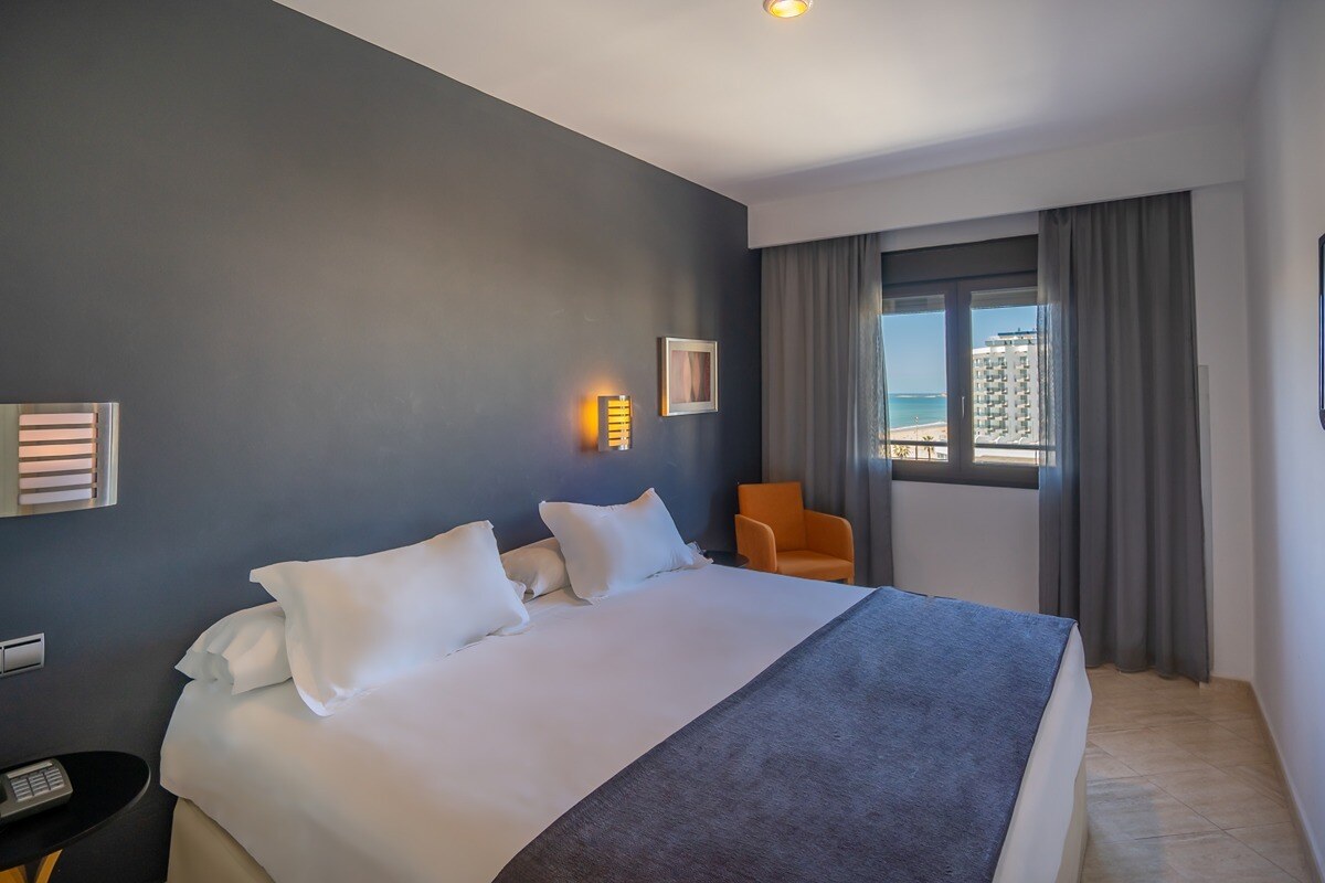 Hotel Spa Cadiz Plaza photo 6