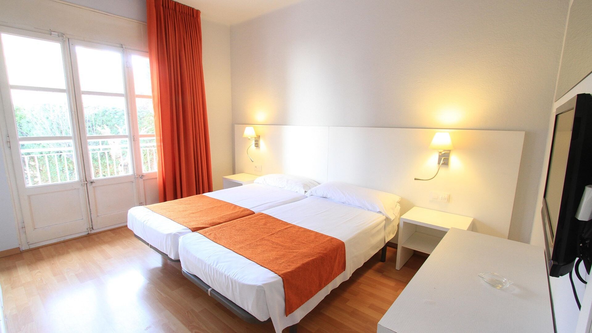 Hotel Villa Garbí photo 7