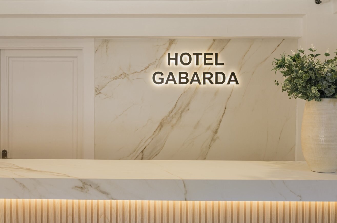 HR Gil photo 10