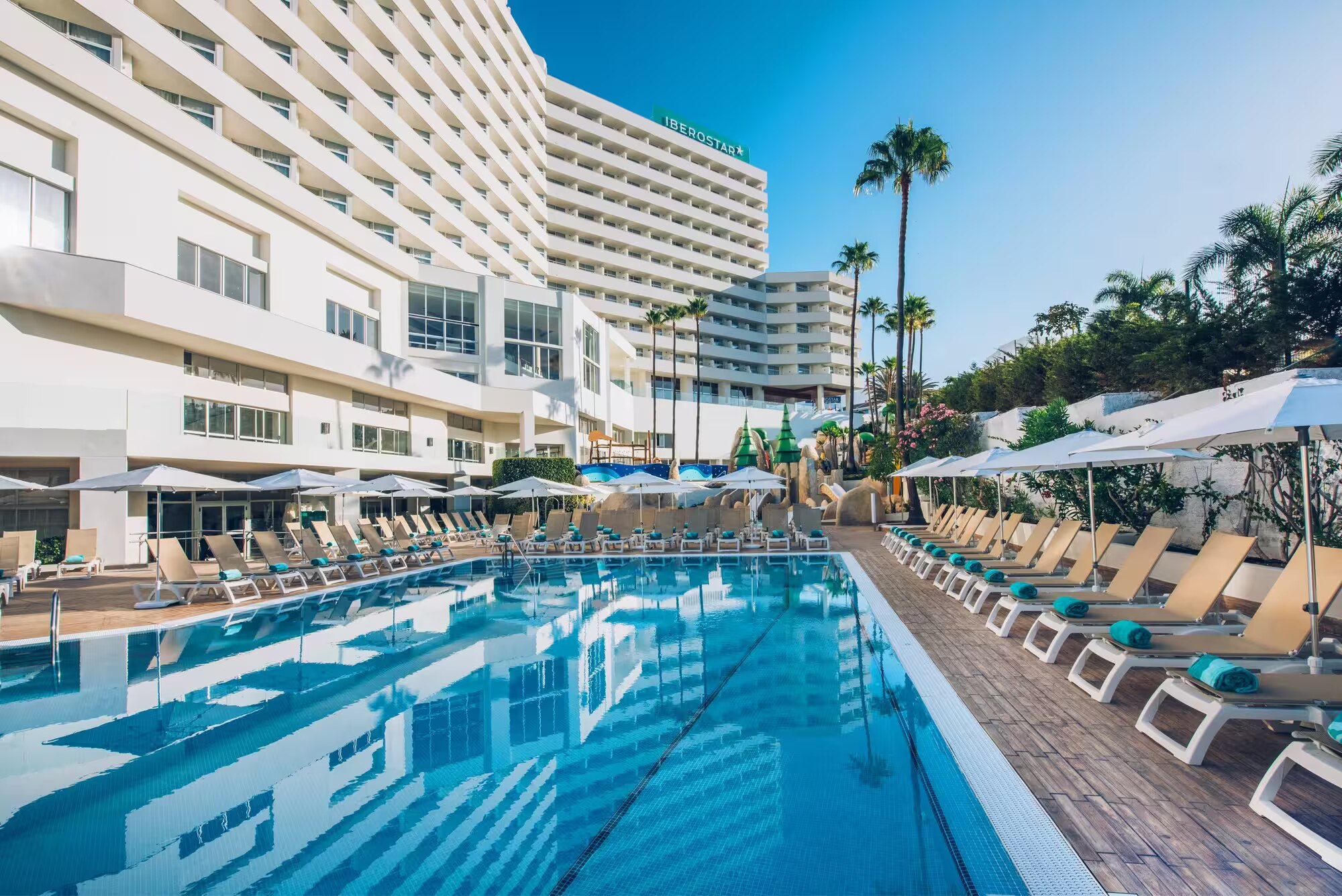 Iberostar Waves Bouganville Playa photo 1
