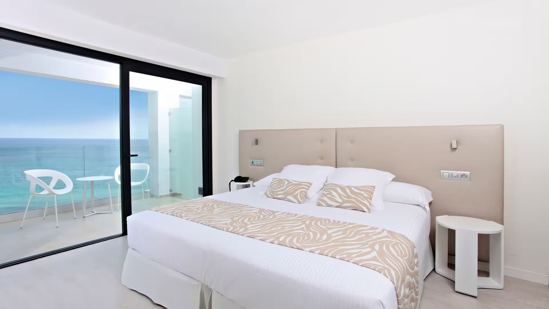 Iberostar Waves Cala Millor photo 7