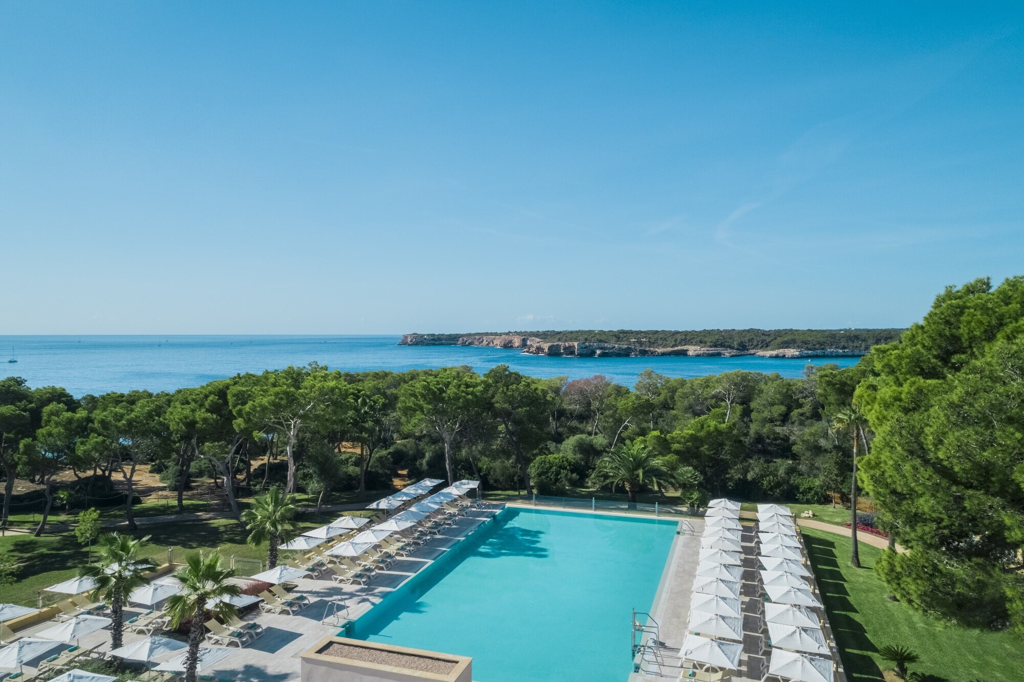Iberostar Waves Club Cala Barca photo 4