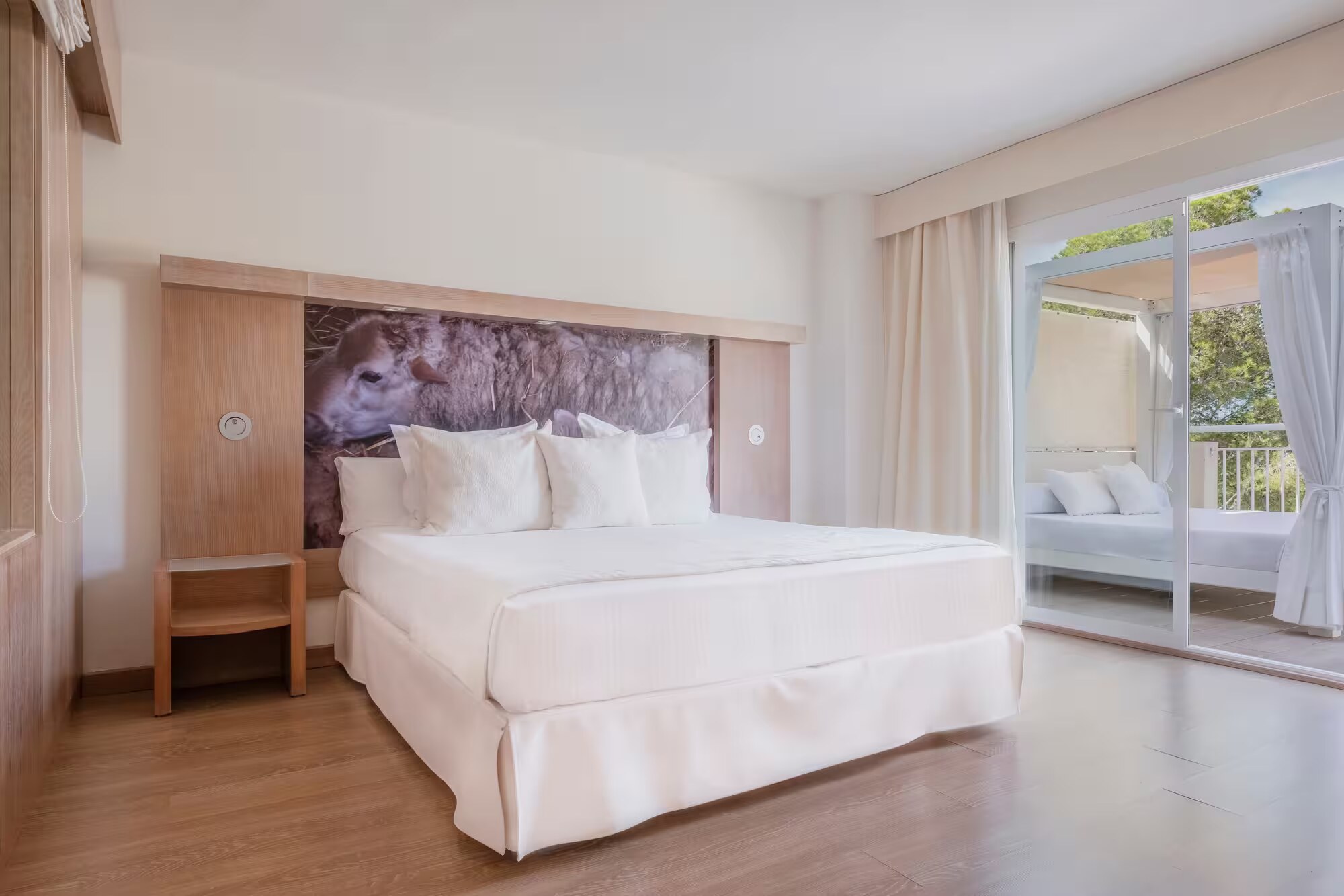 Iberostar Waves Club Cala Barca photo 6