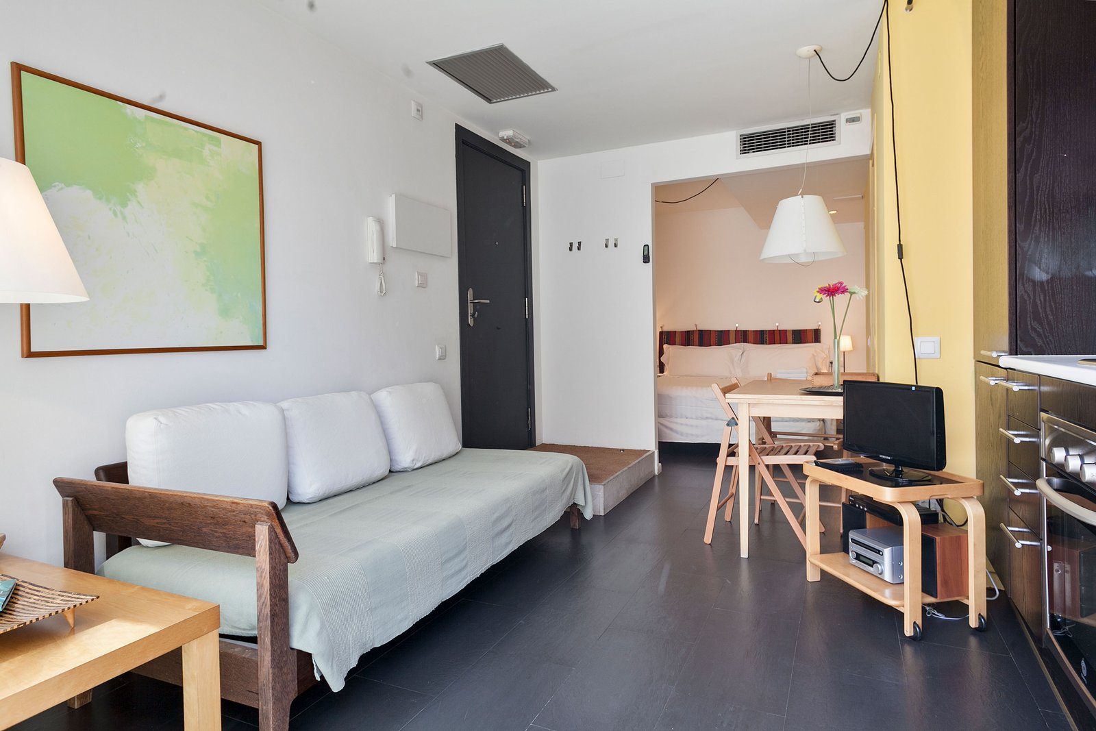 Inside Barcelona Apartments Esparteria photo 7