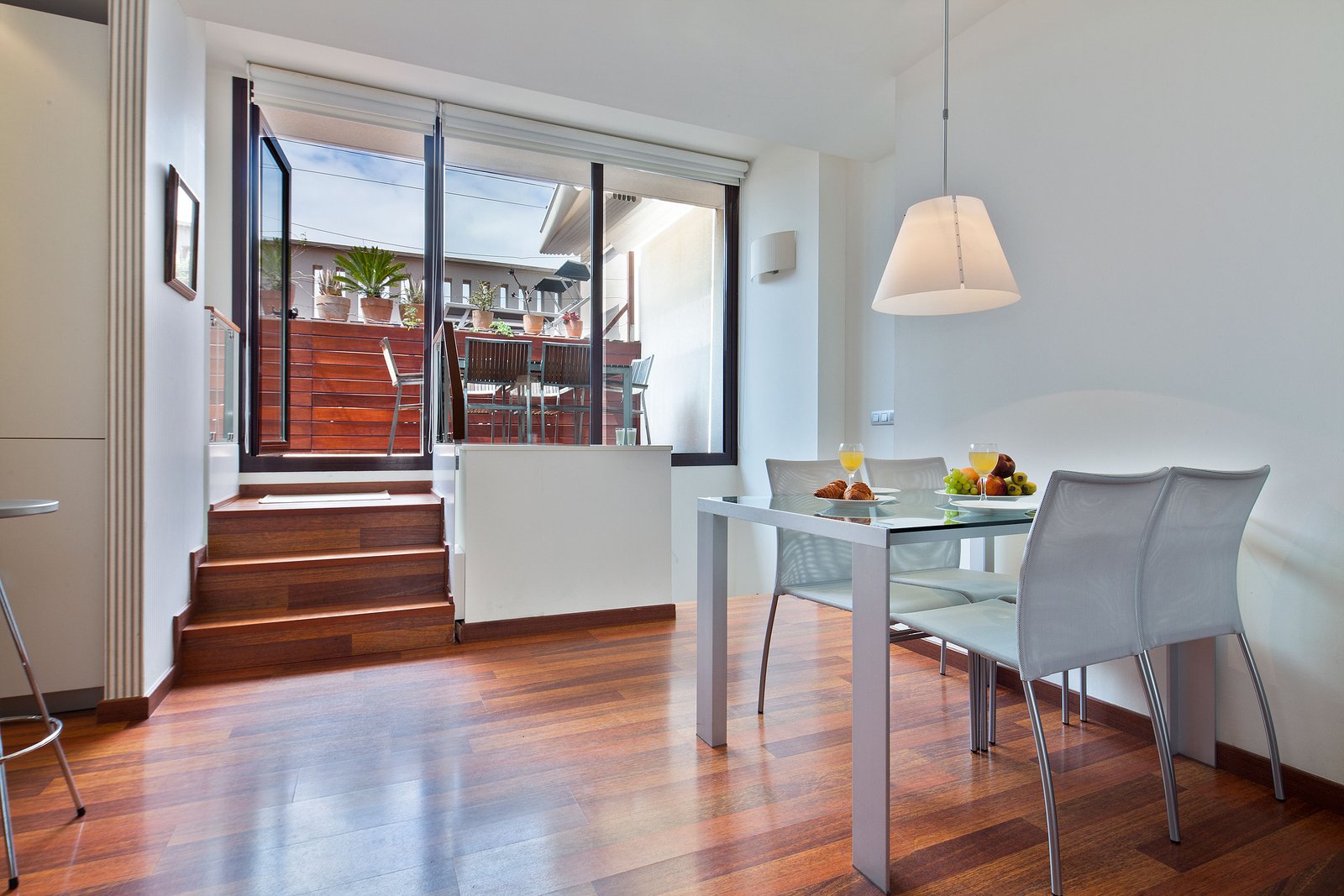 Inside Barcelona Apartments Mercat photo 1