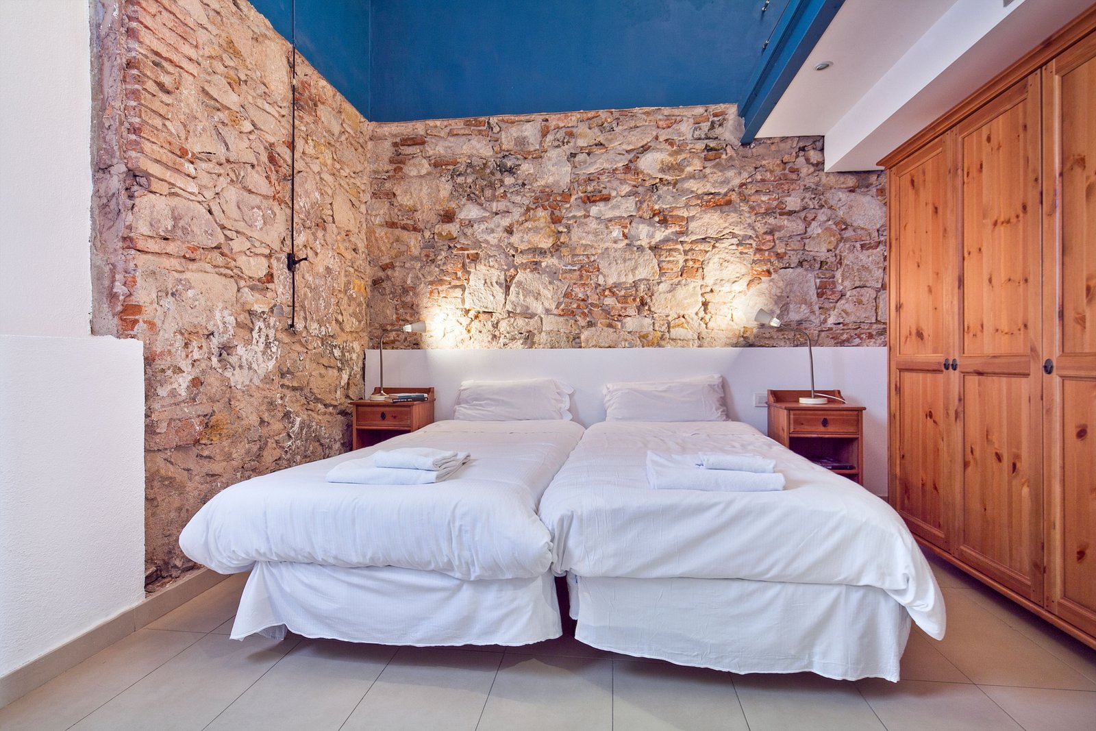 Inside Barcelona Apartments Sants photo 3