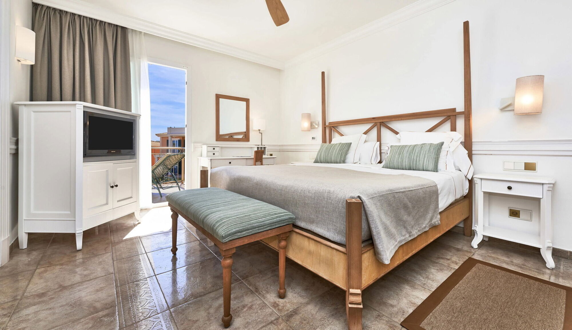 Insotel Punta Prima Prestige Suites & Spa photo 10