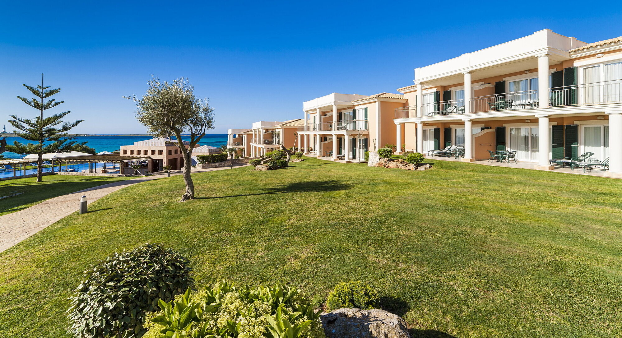 Insotel Punta Prima Prestige Suites & Spa photo 2