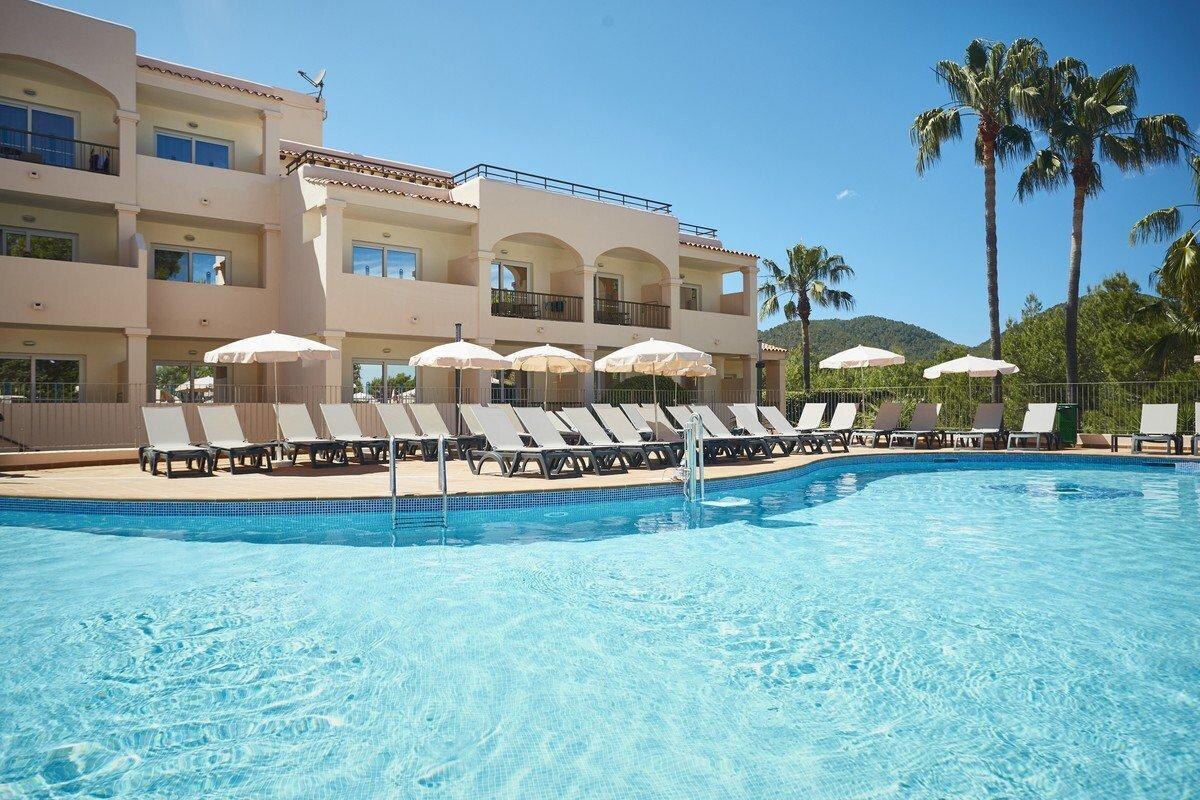 Invisa Hotel Club Cala Blanca photo 5