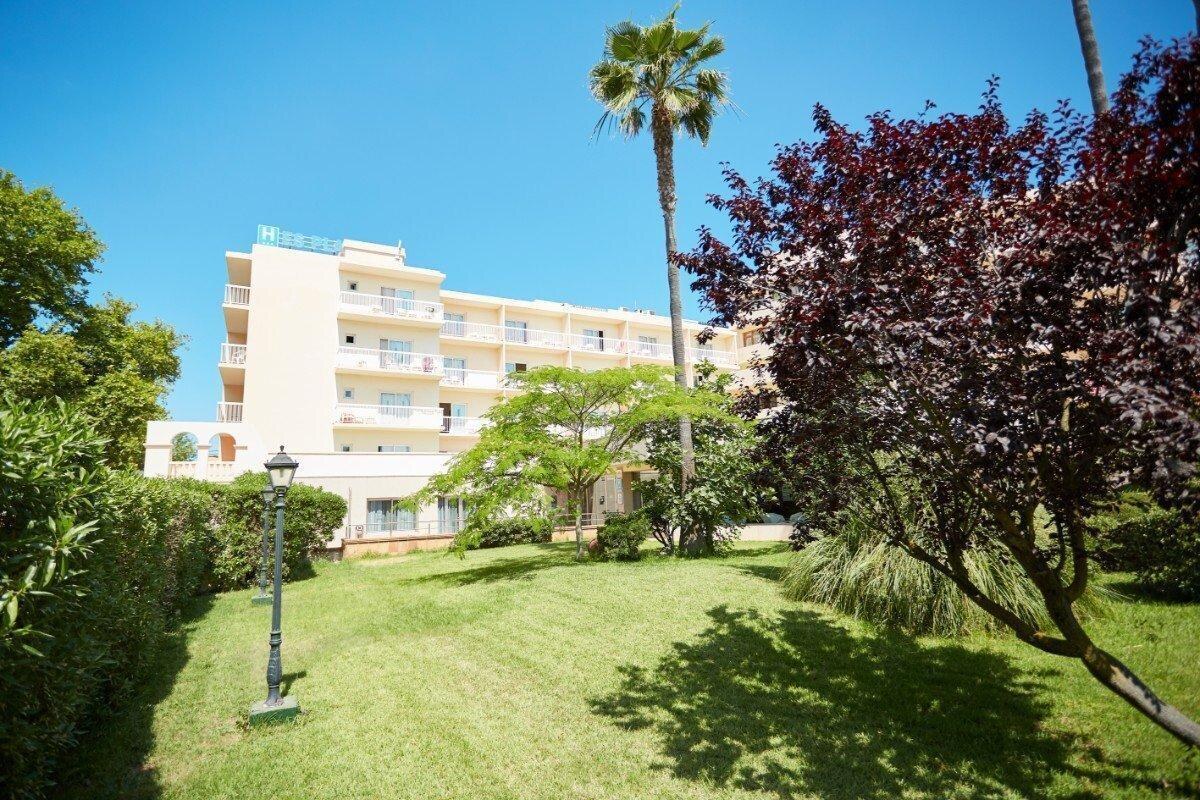 Invisa Hotel Es Pla - Adults Only photo 6