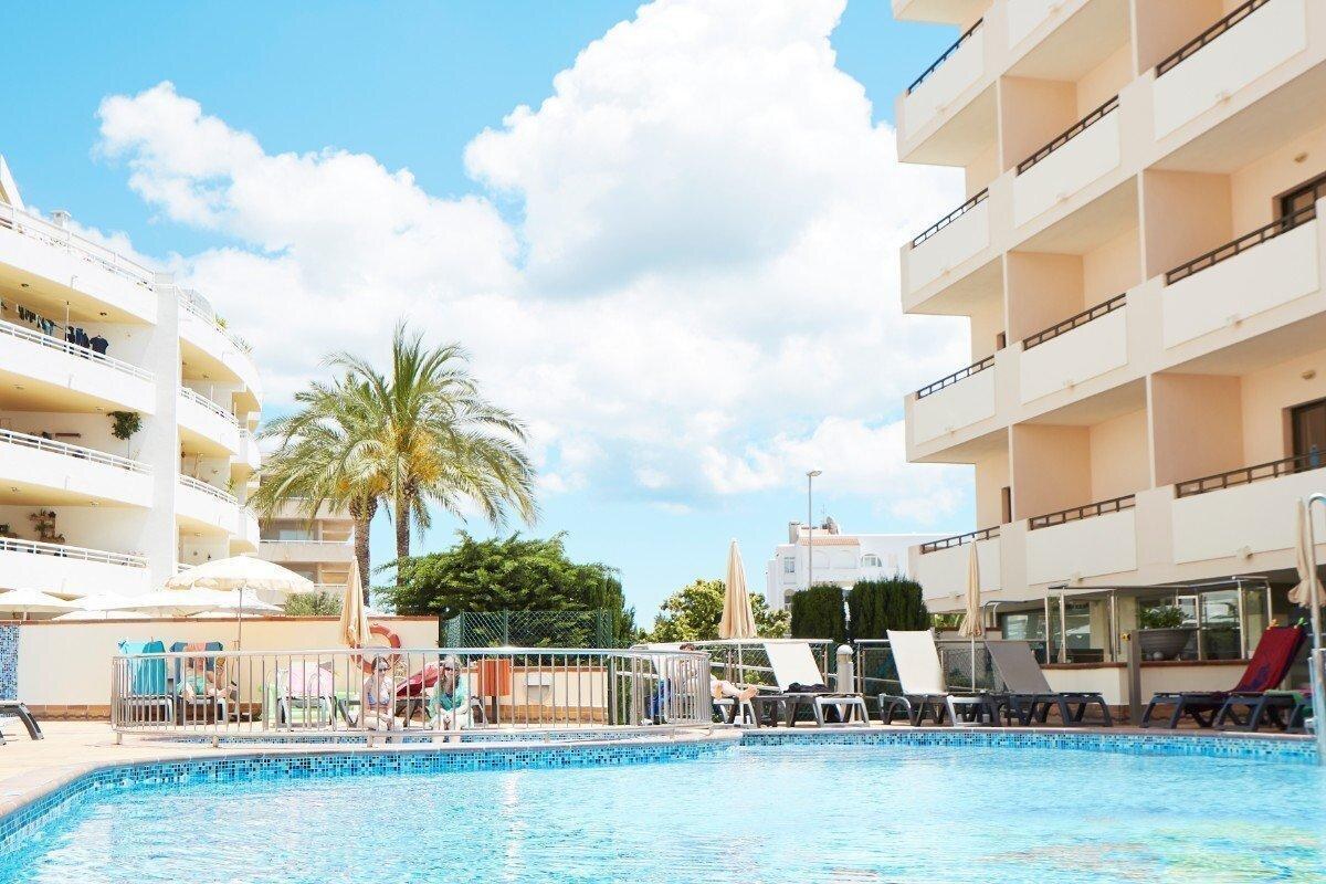 Invisa Hotel La Cala photo 1
