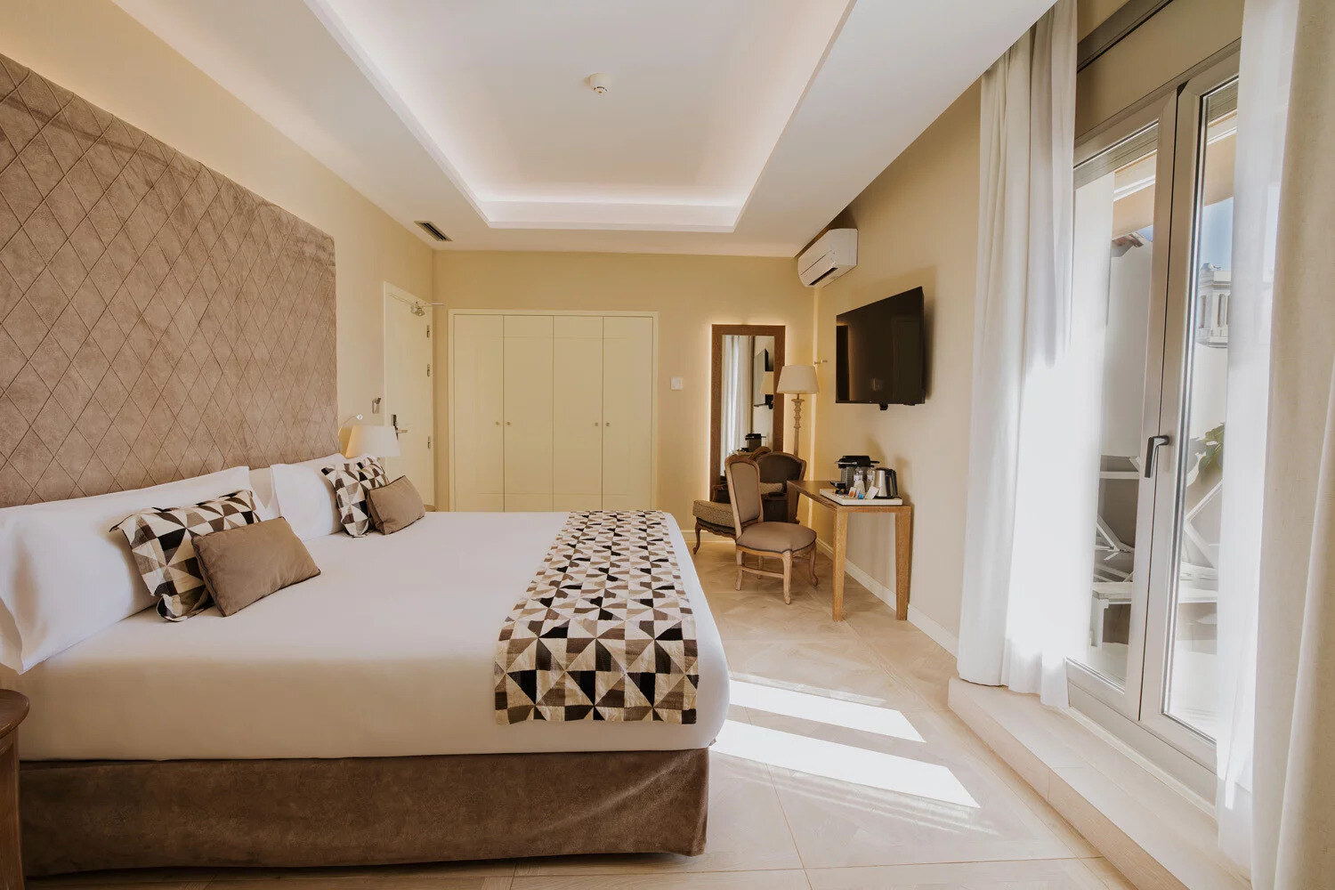 Lamaro Hotel Barcelona photo 2