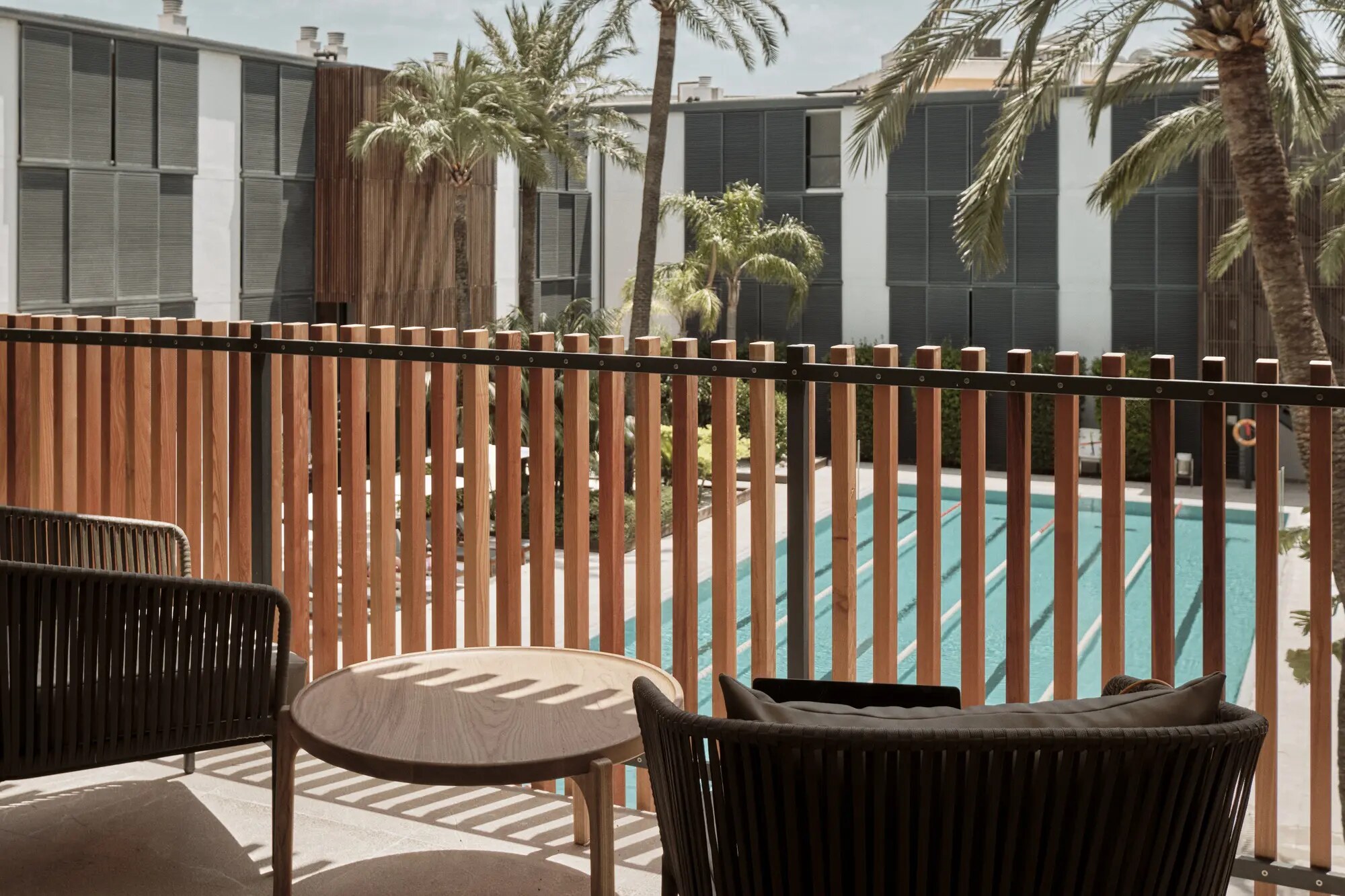 Las Gaviotas Suites Hotel photo 1
