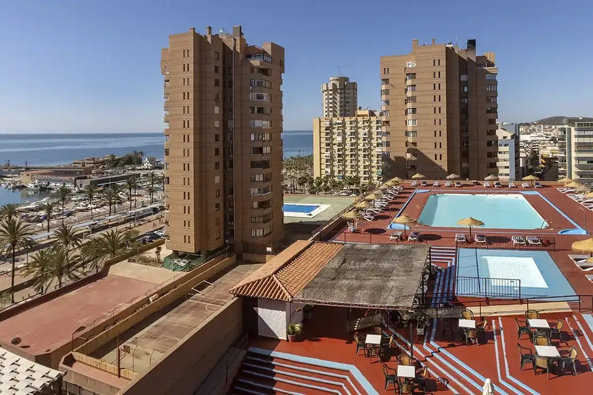 Las Palmeras Affiliated By Fergus photo 5
