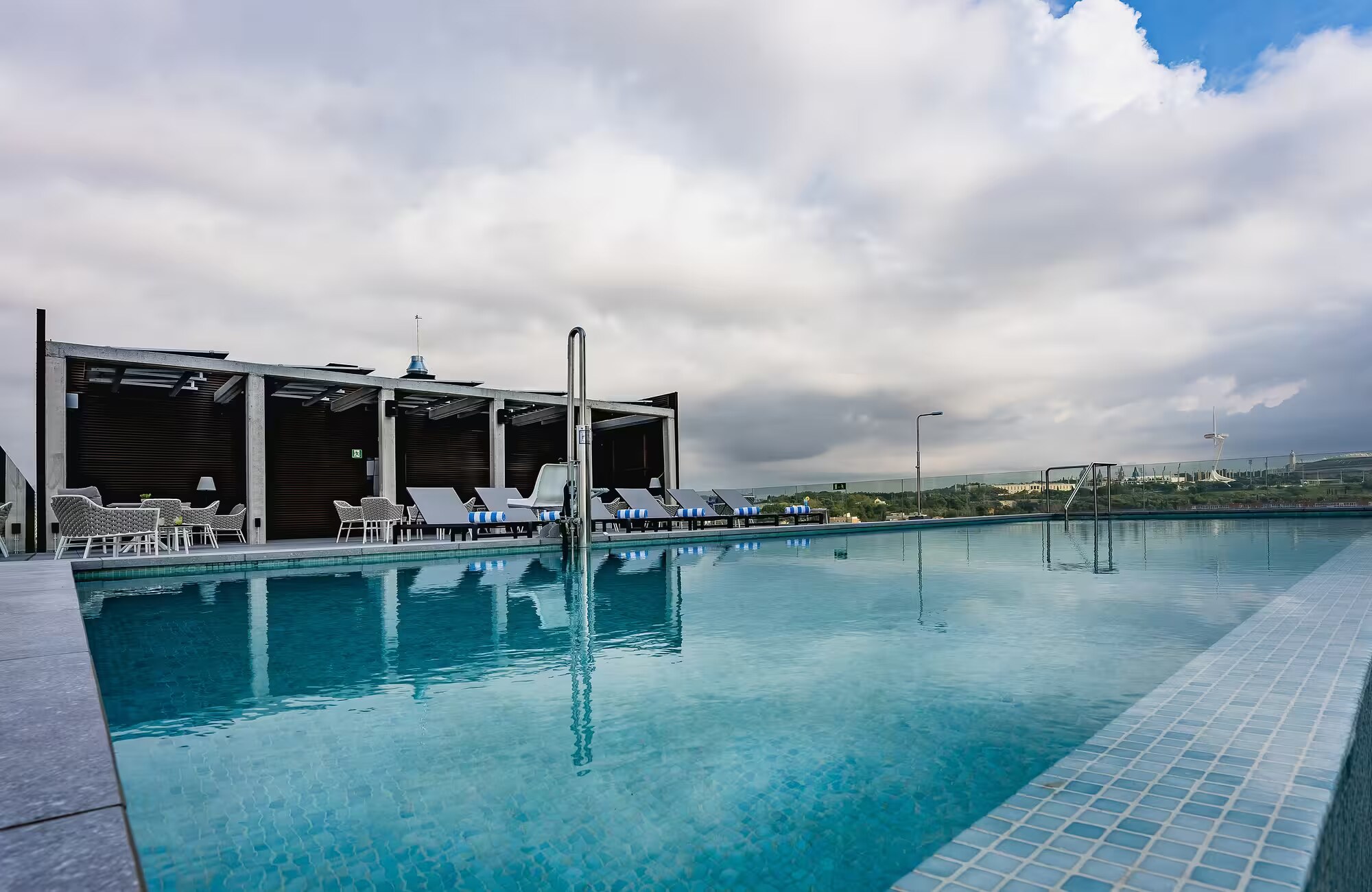 Leonardo Royal Hotel Barcelona Fira photo 2