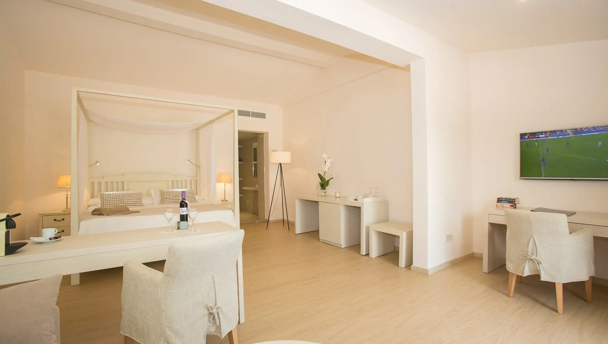 L'Hermitage Hotel & Spa photo 3