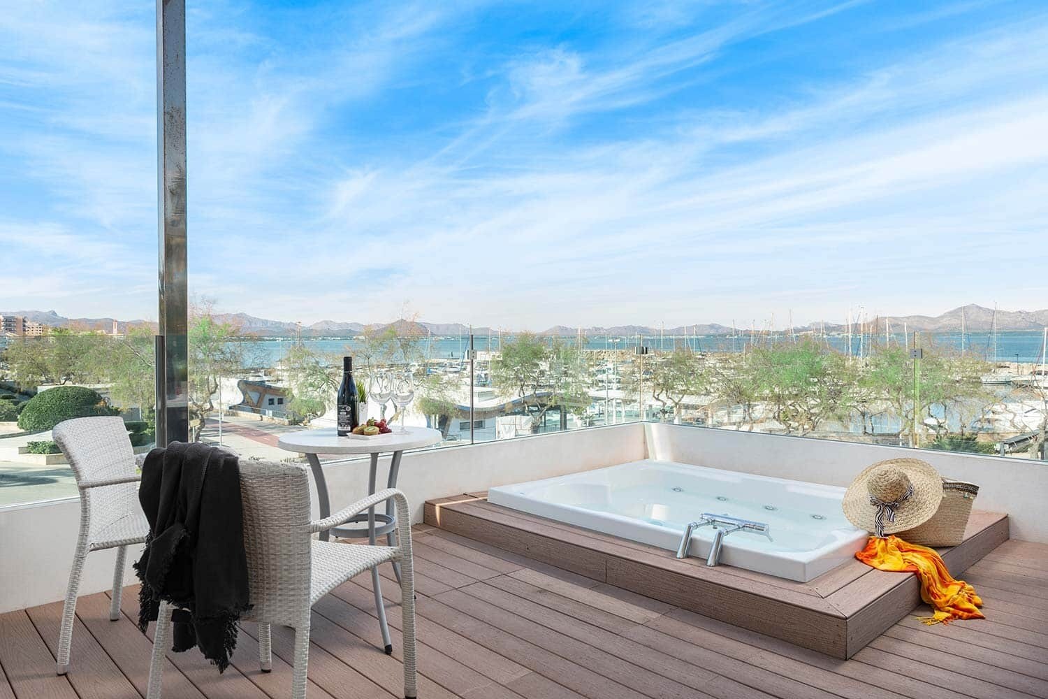 Llaut Boutique Hotel photo 10