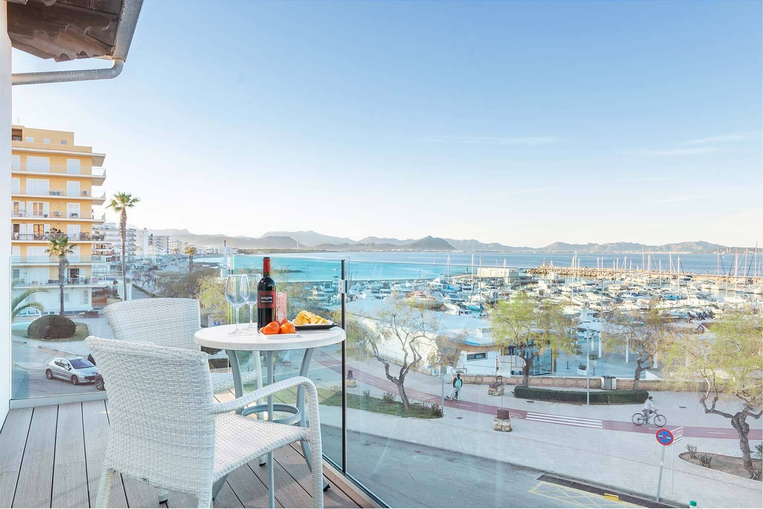 Llaut Boutique Hotel photo 8