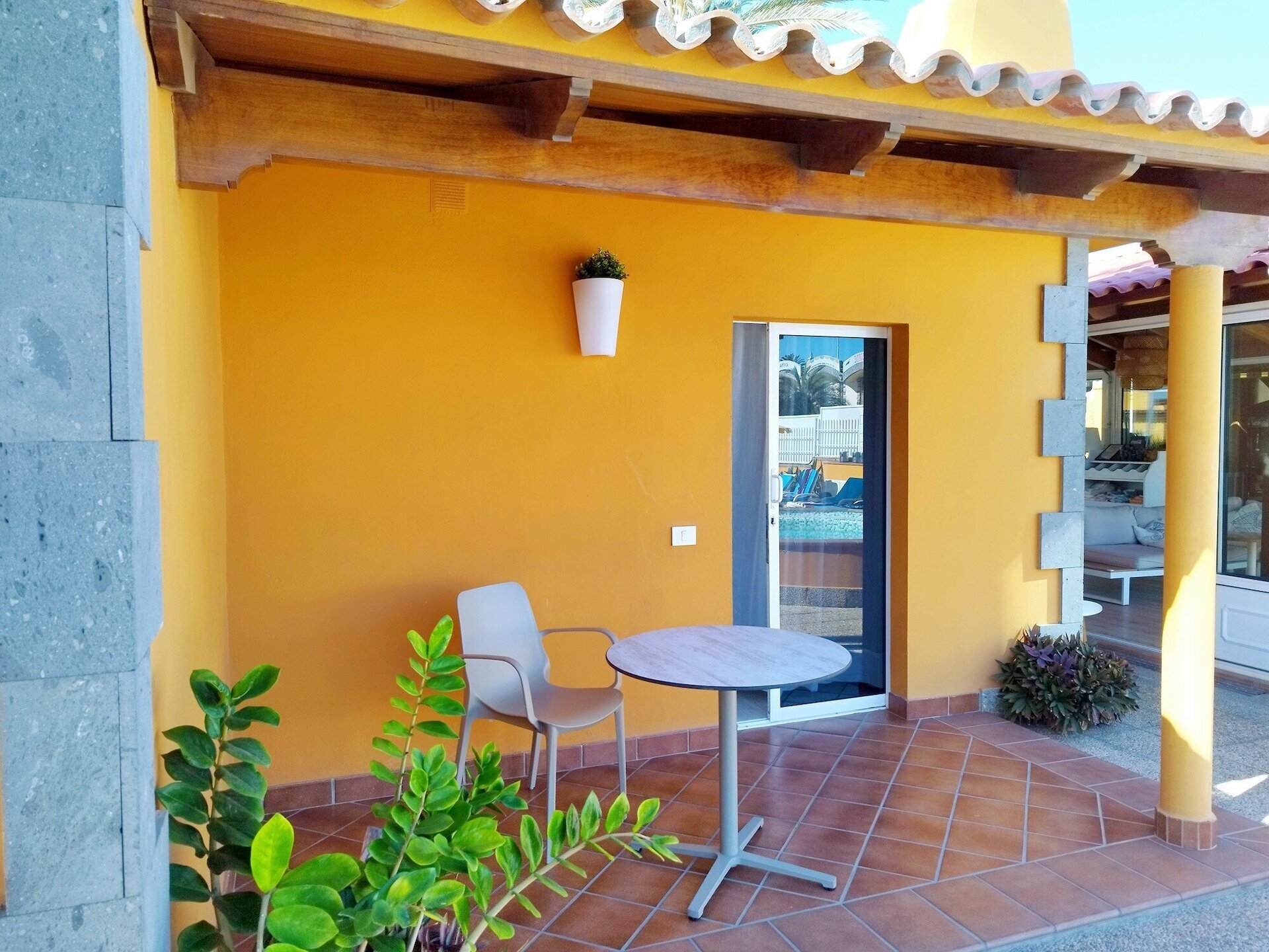 Bungalows Los Almendros photo 3