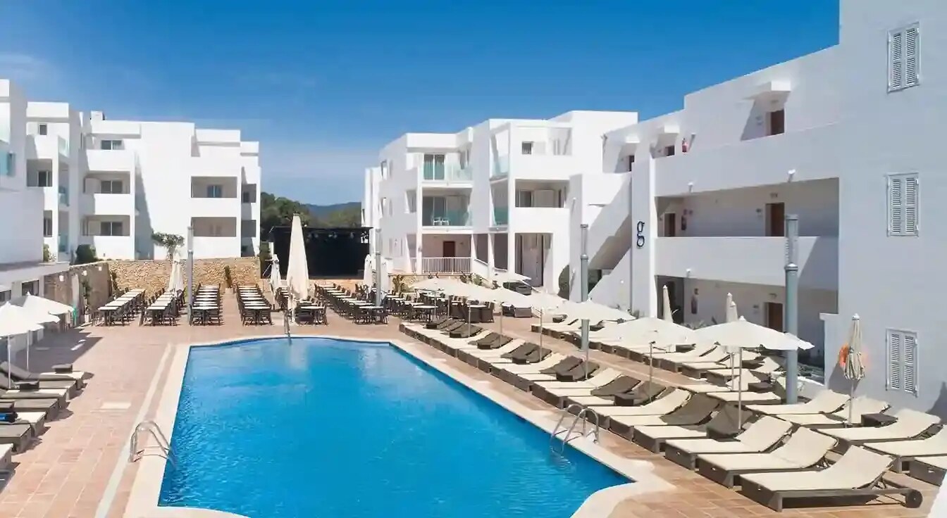 MarSenses Ferrera Blanca Hotel Family photo 2