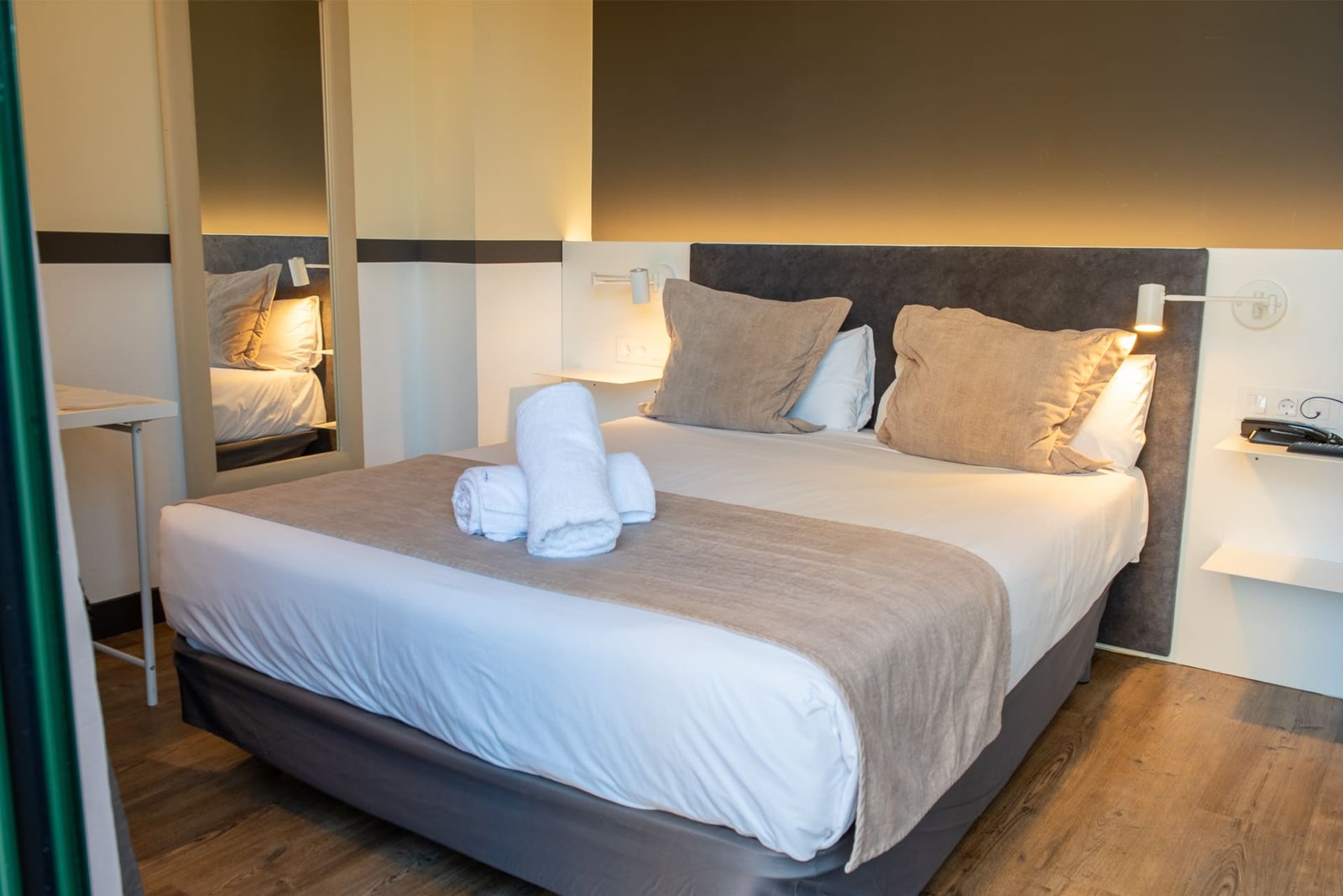 May Ramblas Hotel photo 4