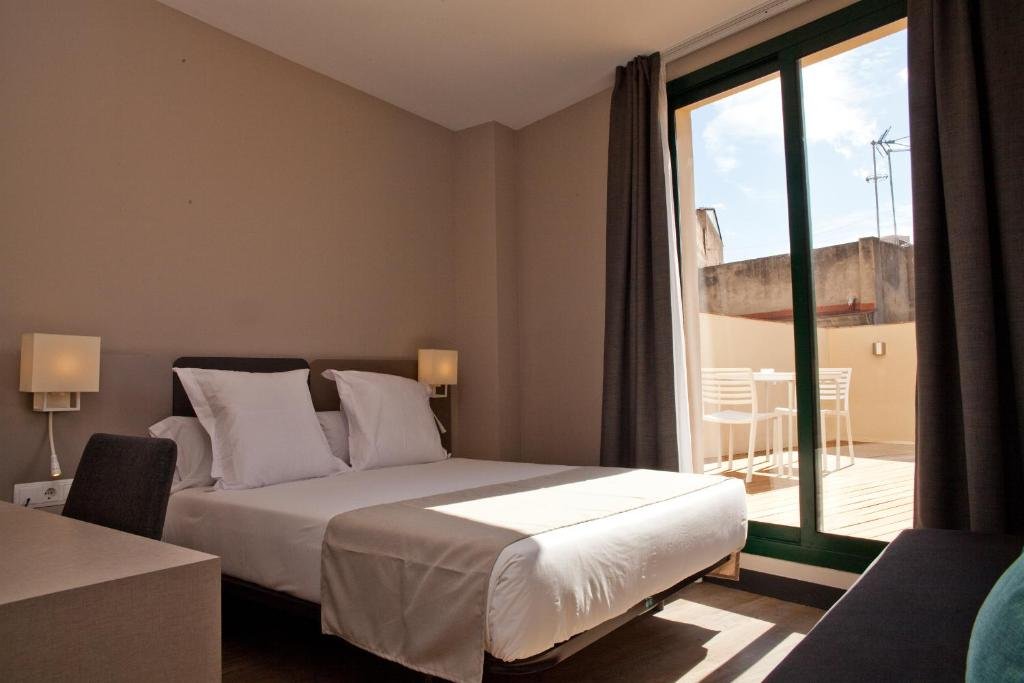 May Ramblas Hotel photo 9