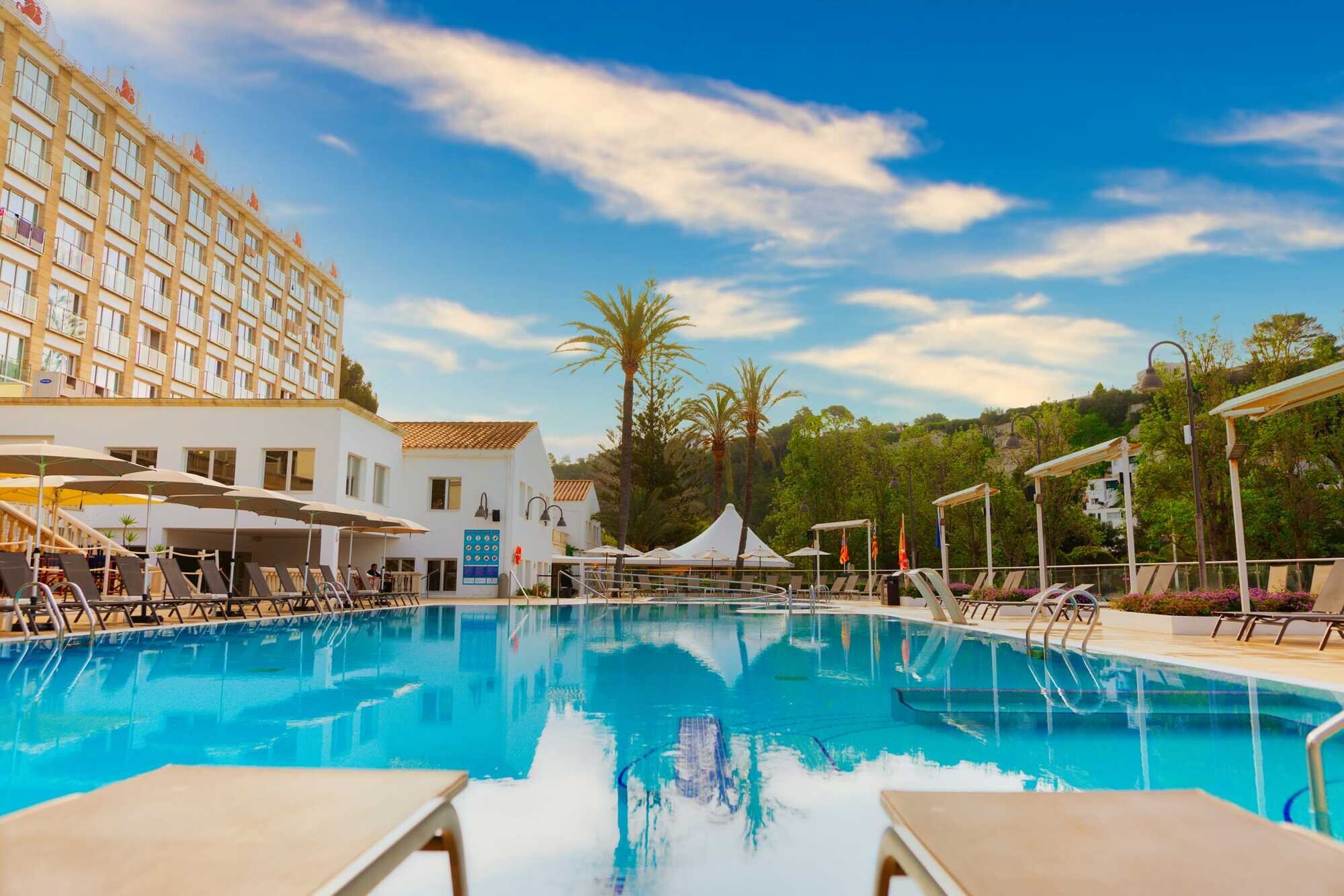 Minura Cala Galdana & Apartaments d''Aljandar photo 2