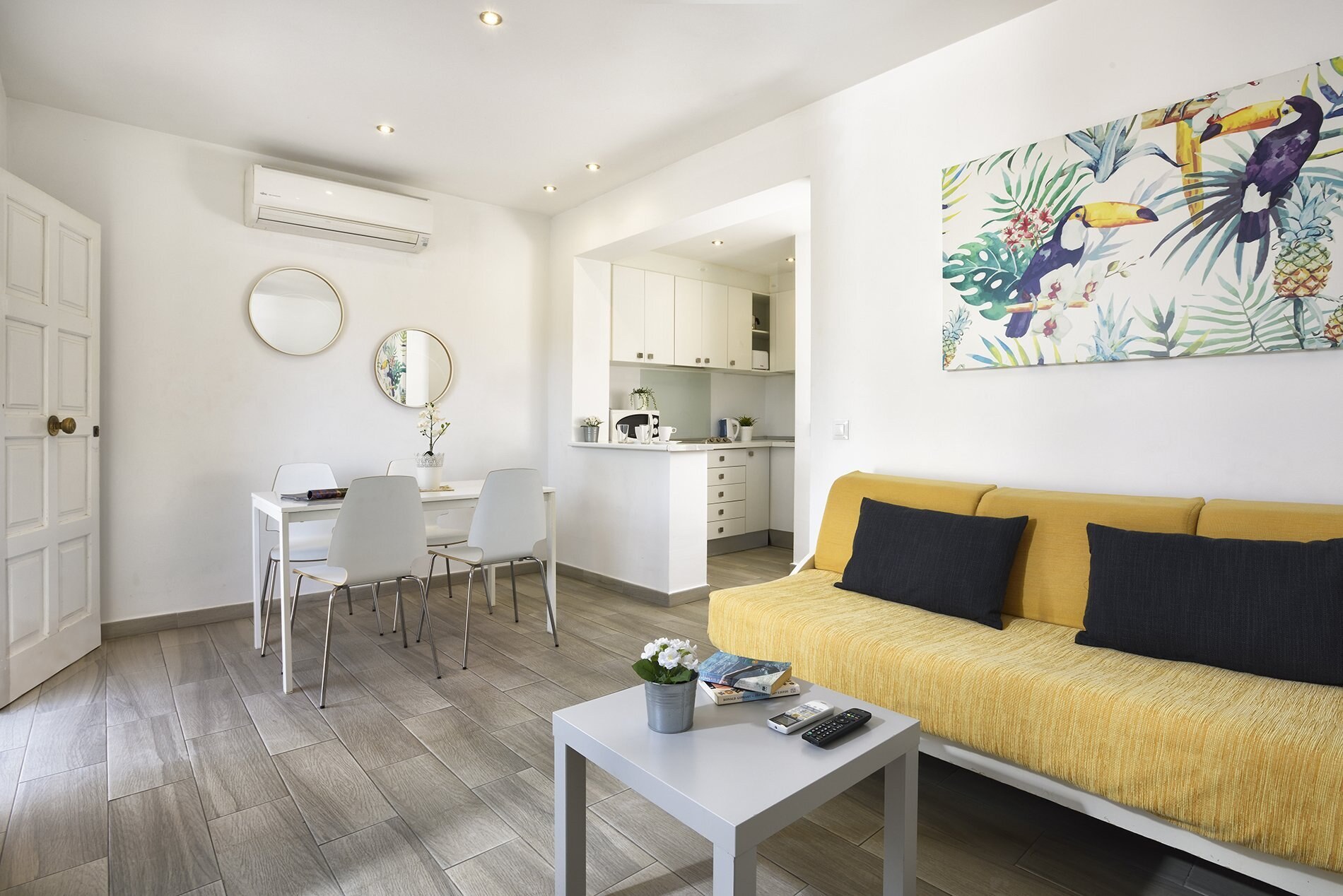 Naika Apartments photo 8