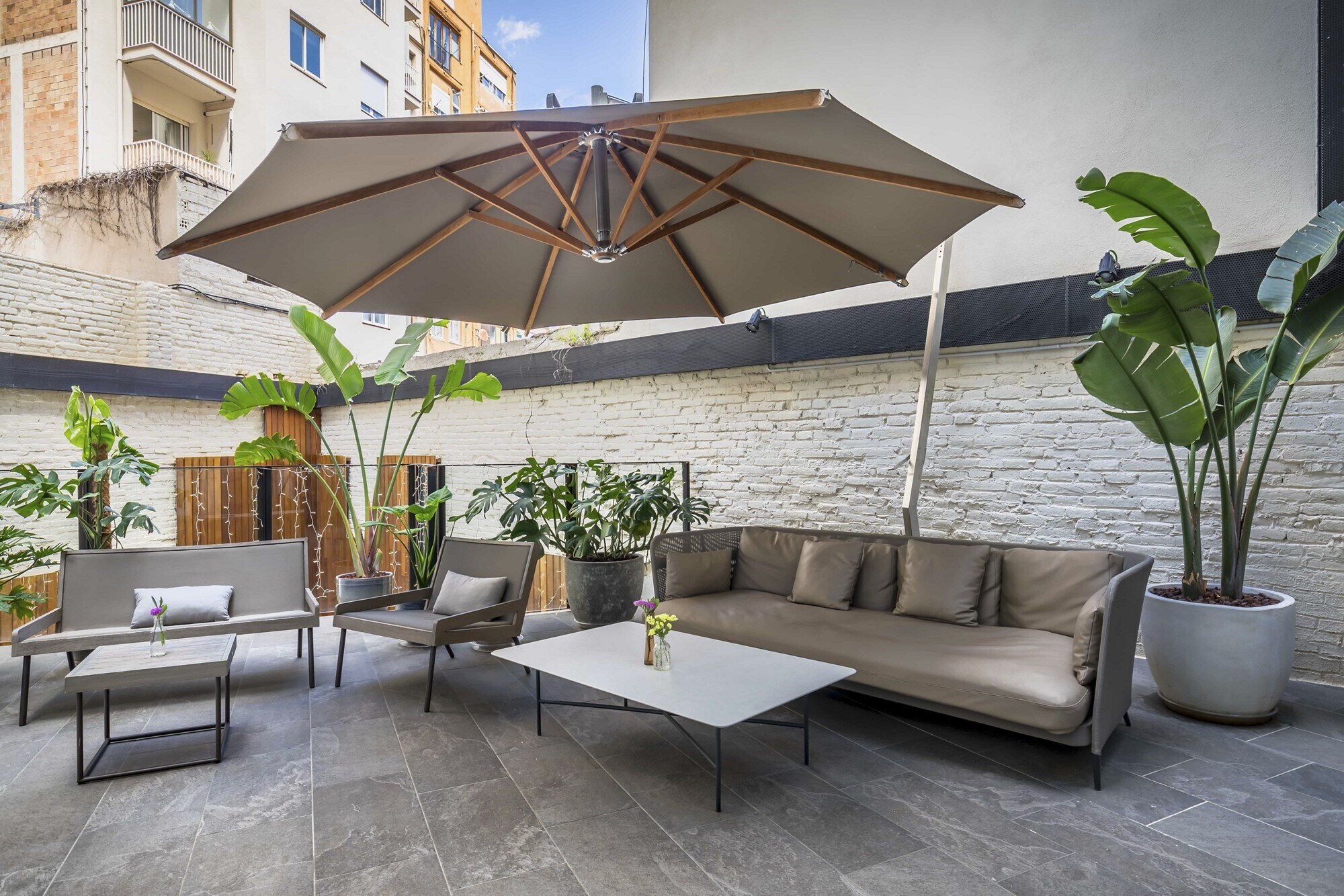 Occidental Diagonal 414 photo 4