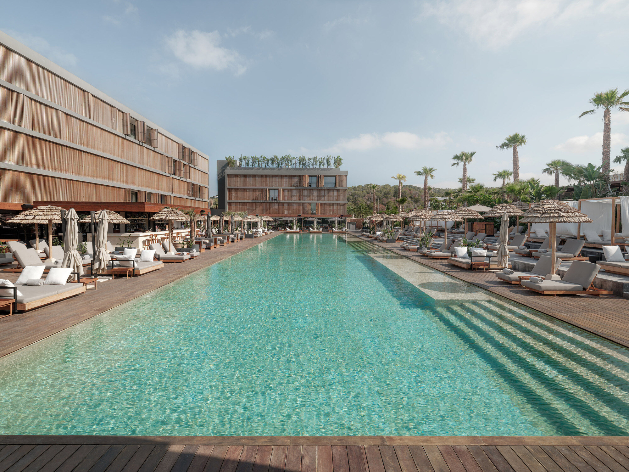 Oku Ibiza photo 1