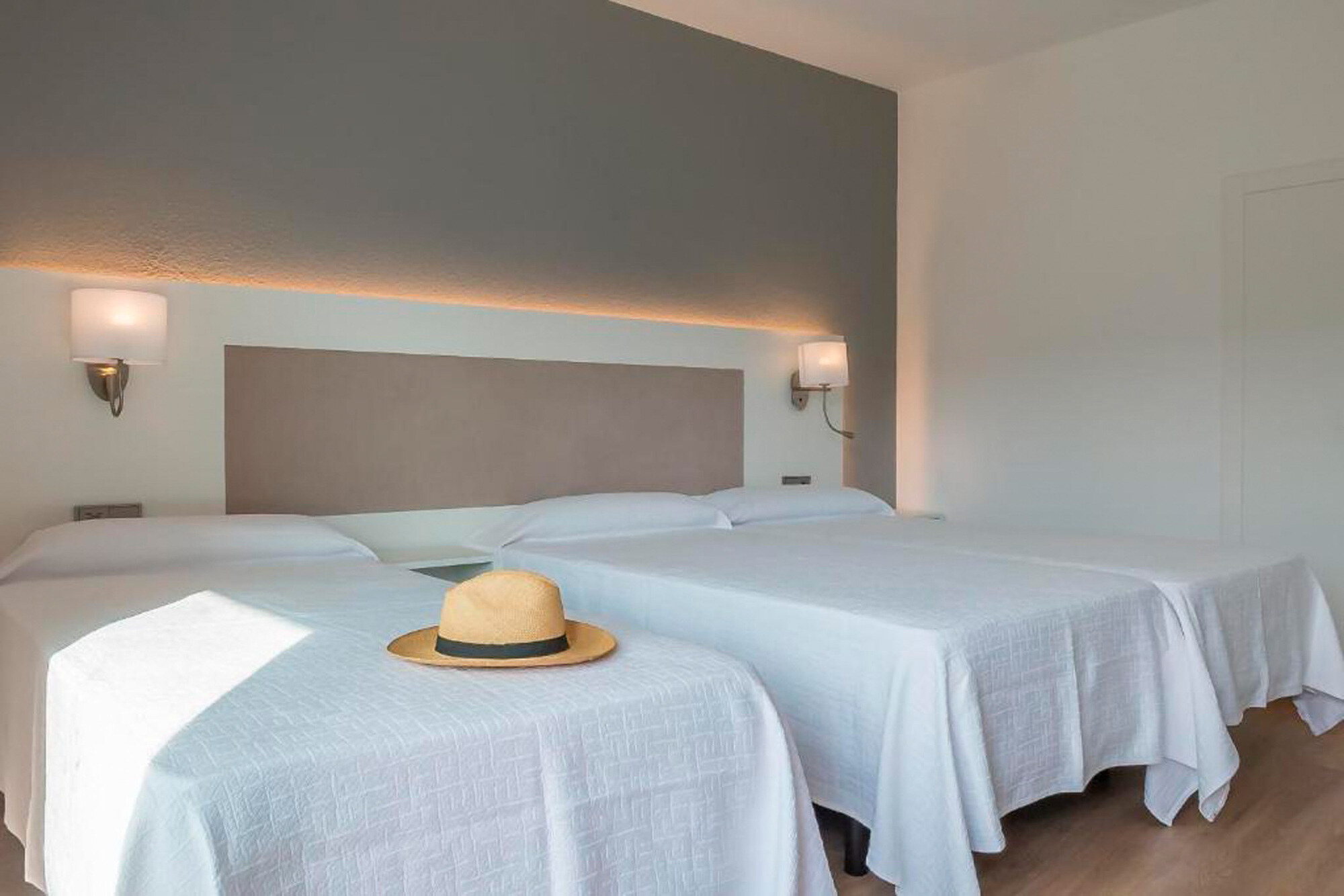 Osprey Menorca Hotel photo 5