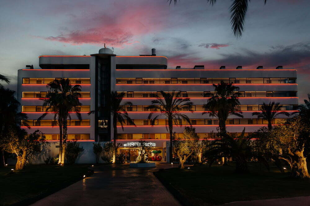 Pacha Hotel photo 10