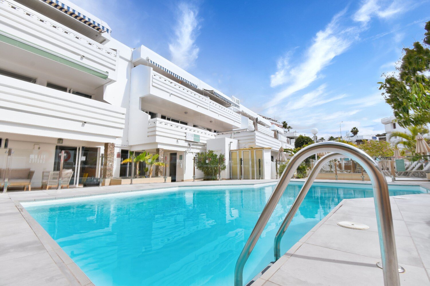 Palm Suites photo 2