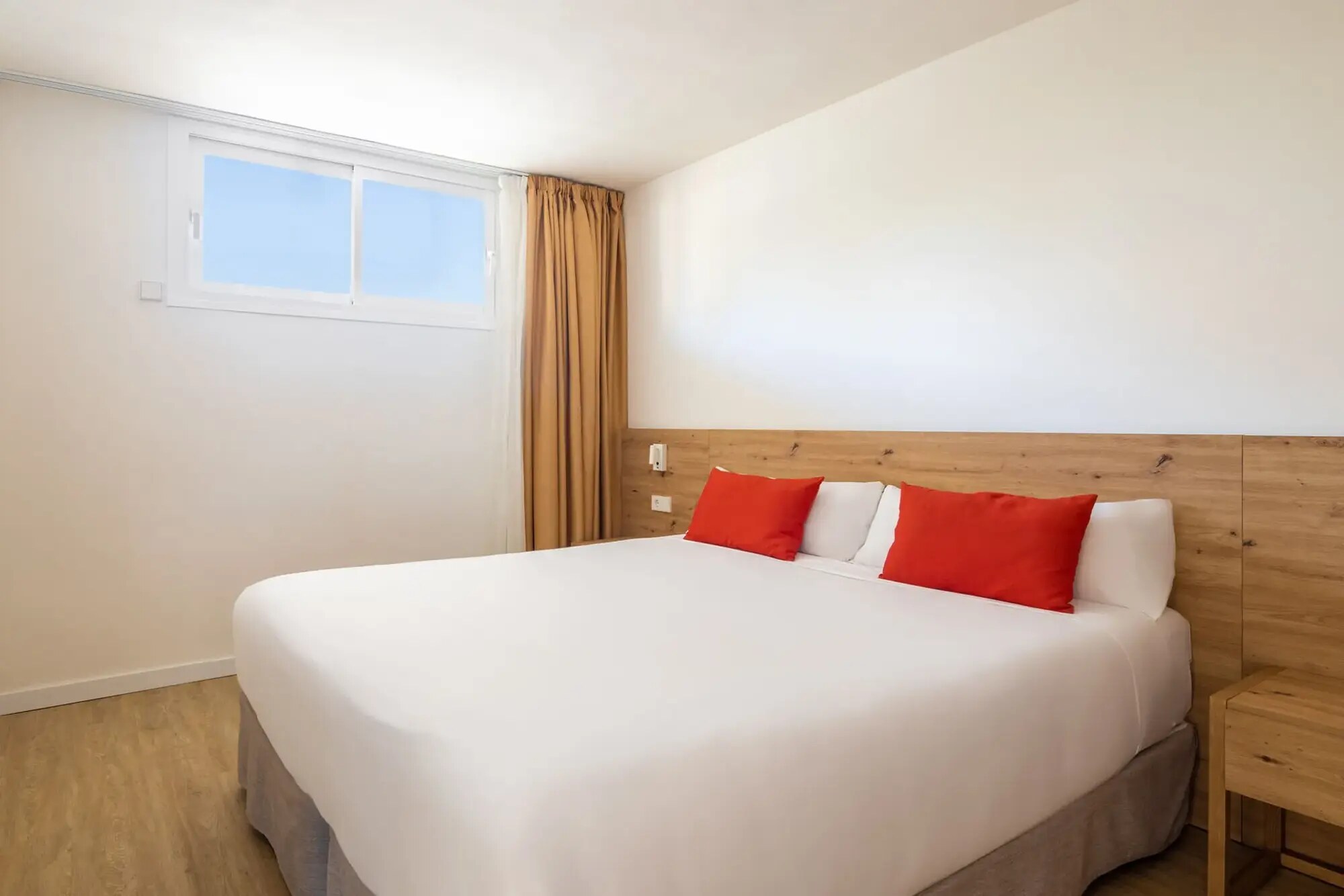 Palmanova Beach Apartments by TRH photo 9