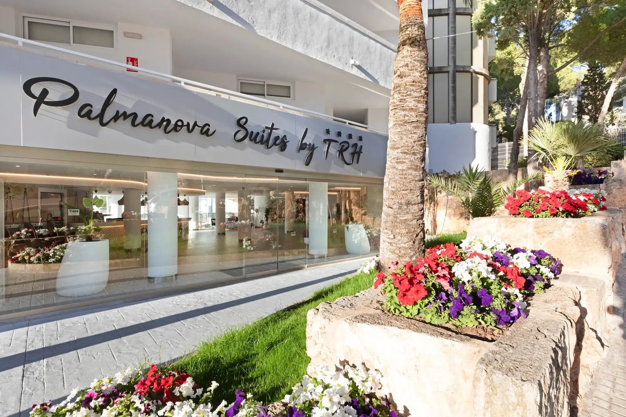 Palmanova Suites by TRH photo 5