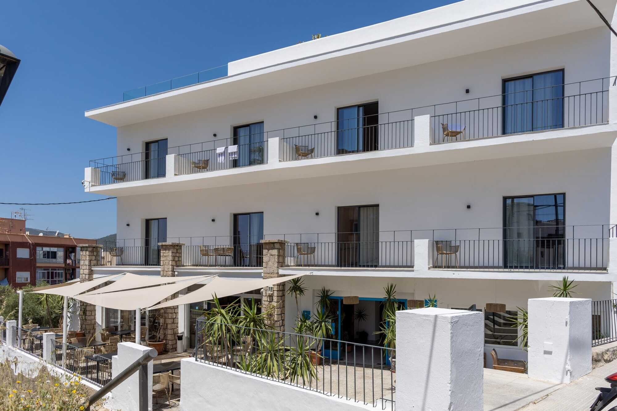 Play Hotel Ibiza photo 1