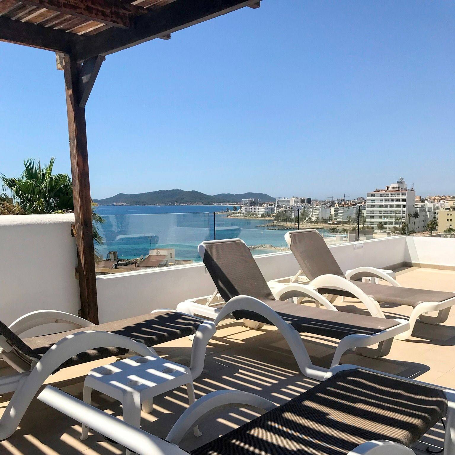 Play Hotel Ibiza photo 2