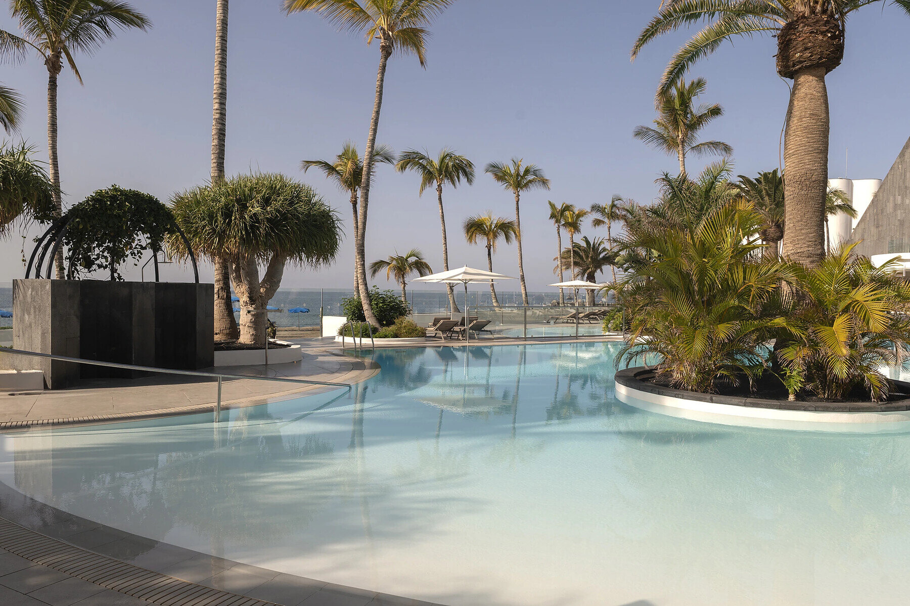 Plus Fariones Suite Hotel