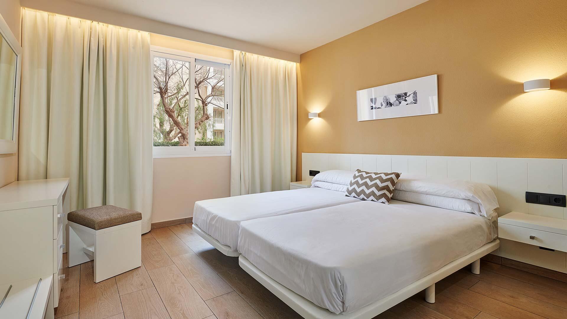 Protur Badia Park Aparthotel photo 9