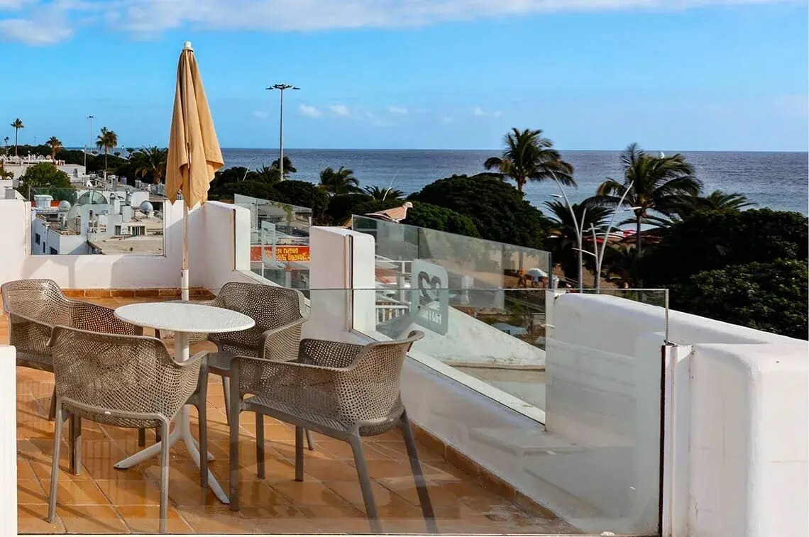 R2 Bahía Kontiki Beach Apartments photo 2