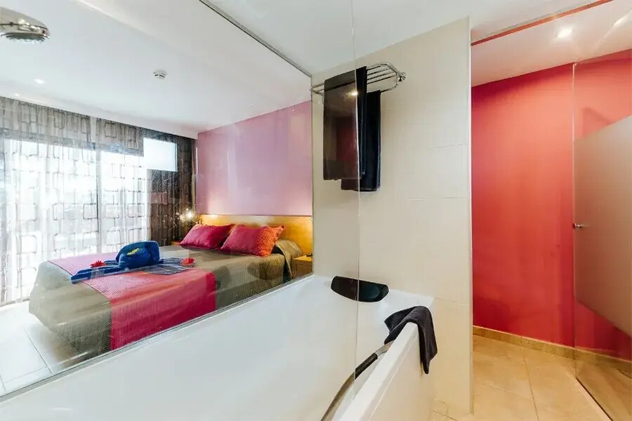 R2 Romantic Fantasia Dreams & Suites Hotel - Adults Only photo 8