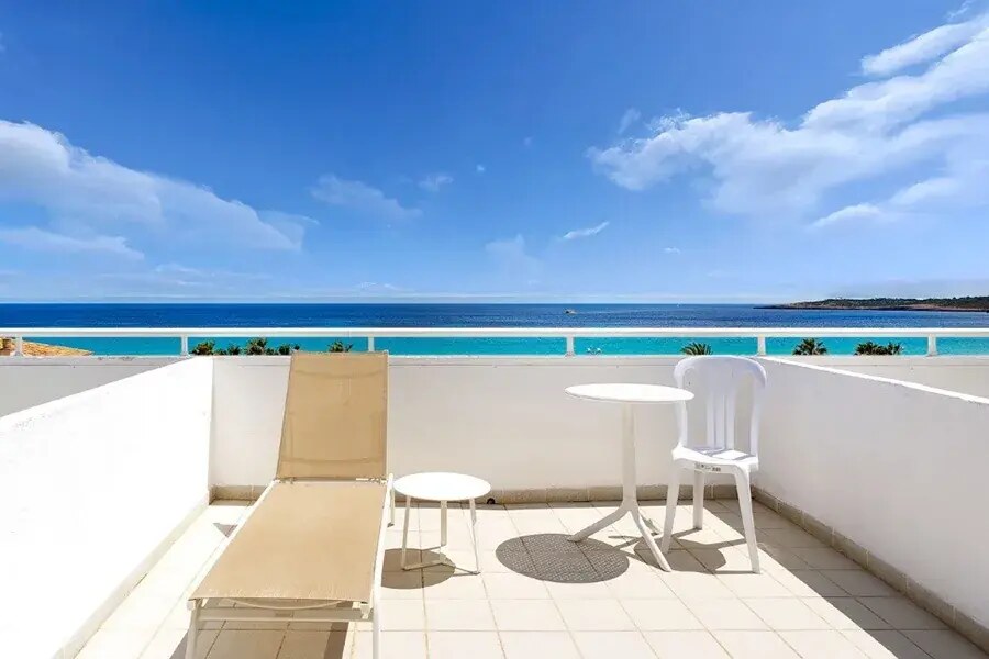 R2 Verónica Beach Hotel photo 2