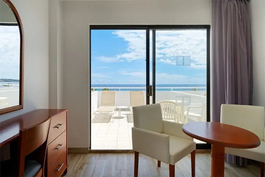 R2 Verónica Beach Hotel photo 6