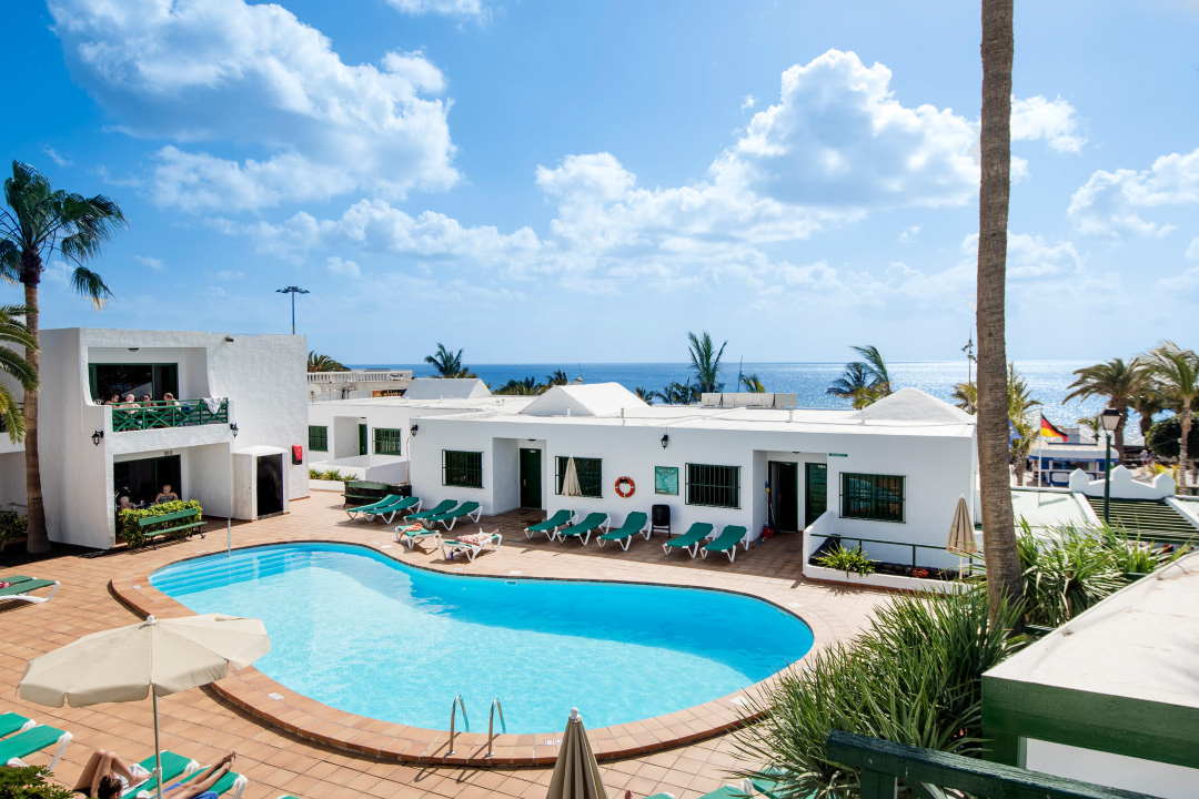 Rocas Blancas Apartments