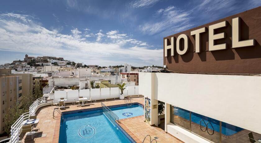 Royal Plaza Hotel photo 2