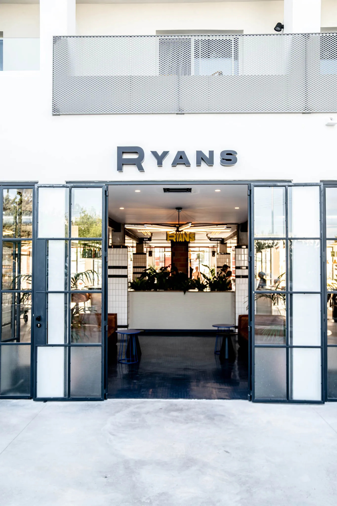 Ryans Lola's