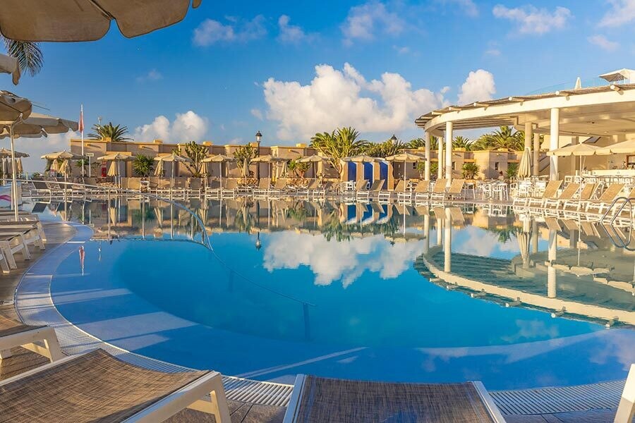 SBH Monica Beach Resort photo 2