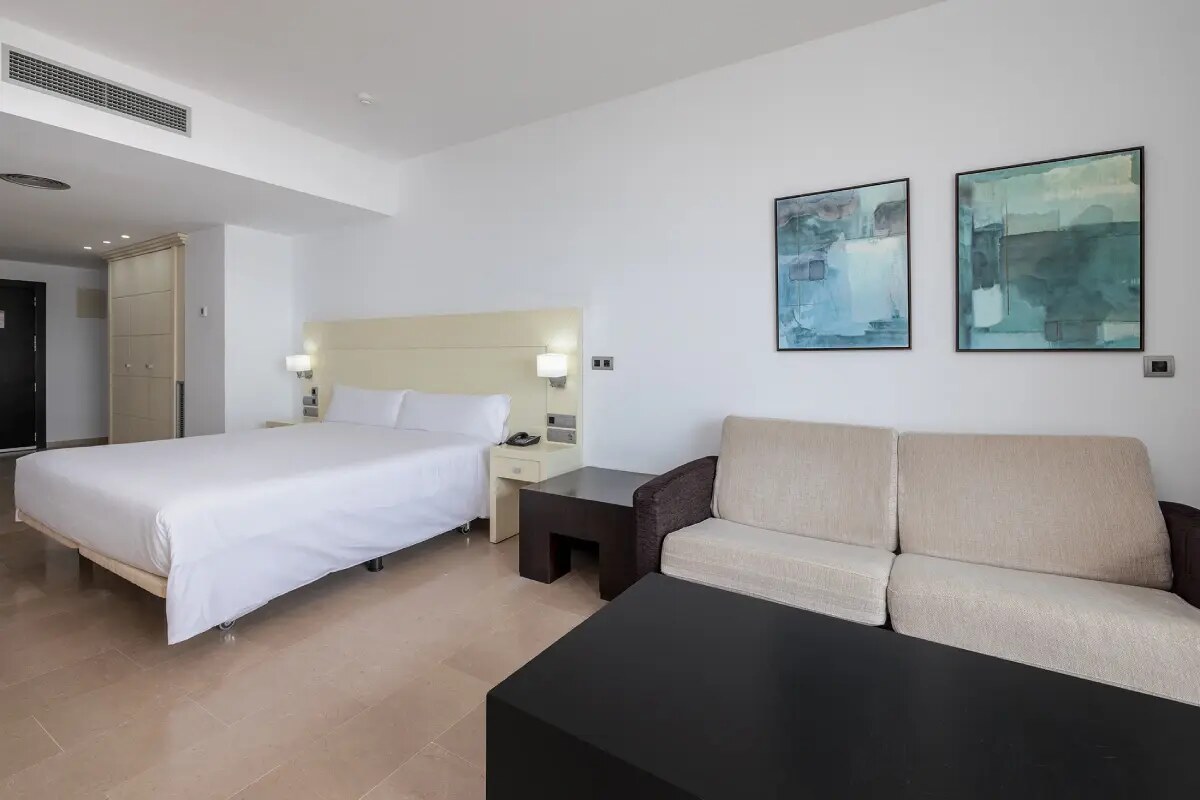 Senator Aguilas Hotel photo 6